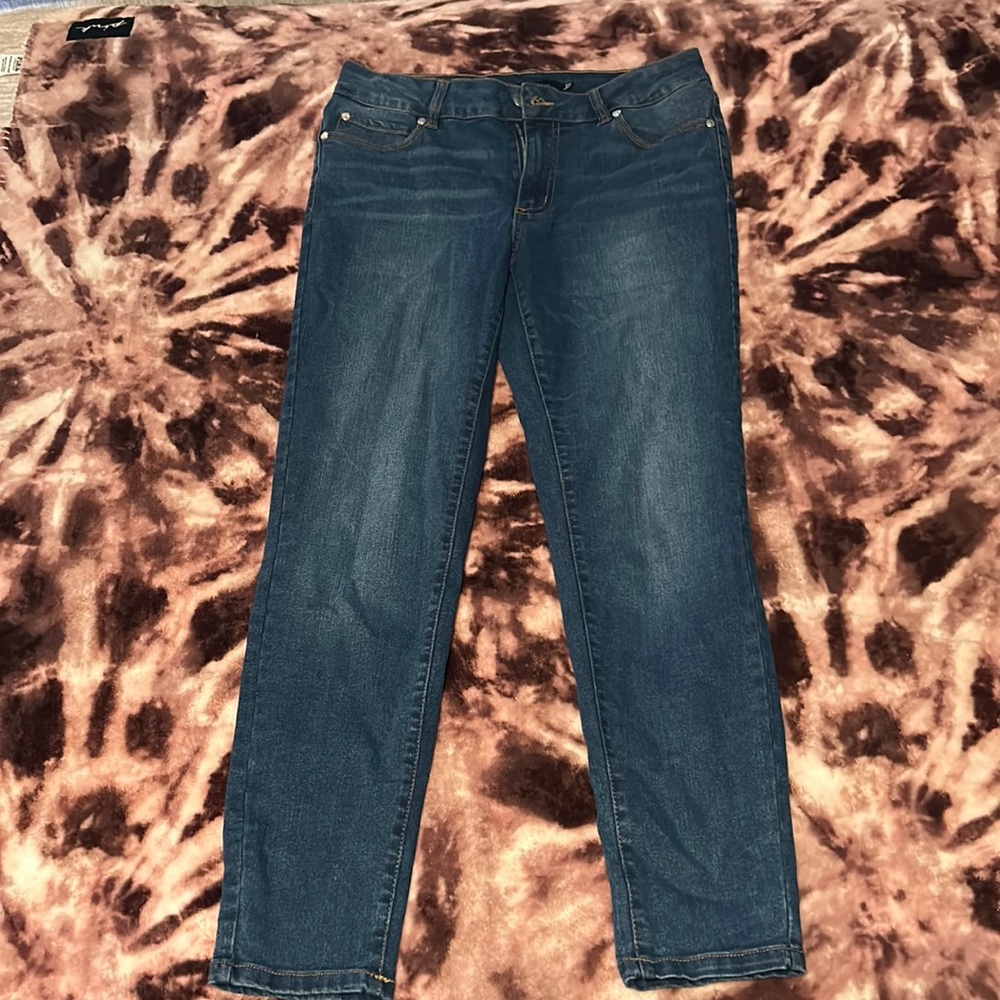 Mid rise skinny jeans